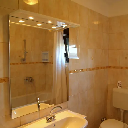 Apartments Banic Barbat na Rabu Exterior photo